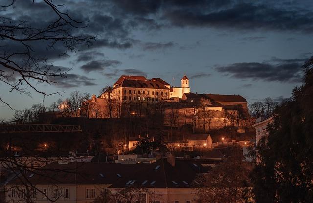 Chovná Stanice Brno: Kde Najít Top Pomeraniany?